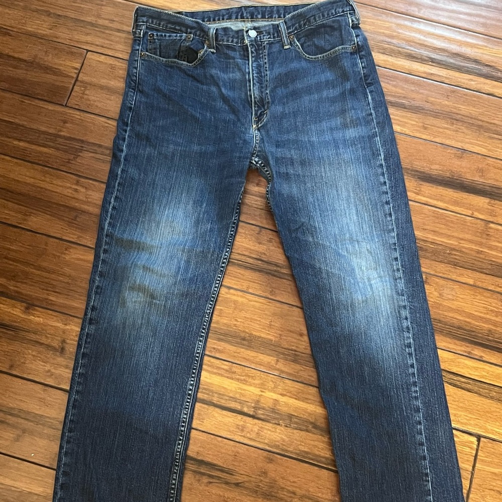 Levi’s 514 Summer Weight 36x30 Jean. Like new.